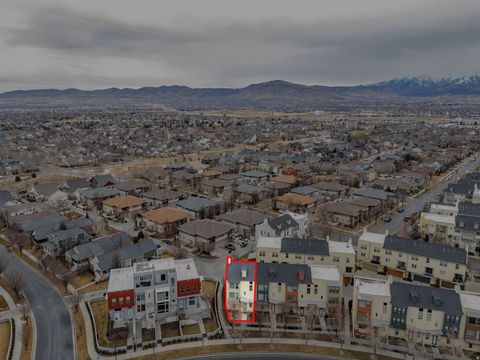 Tiny photo for 4763 W DAYBREAK RIM WAY, South Jordan, UT 84009 (MLS # 2136893)