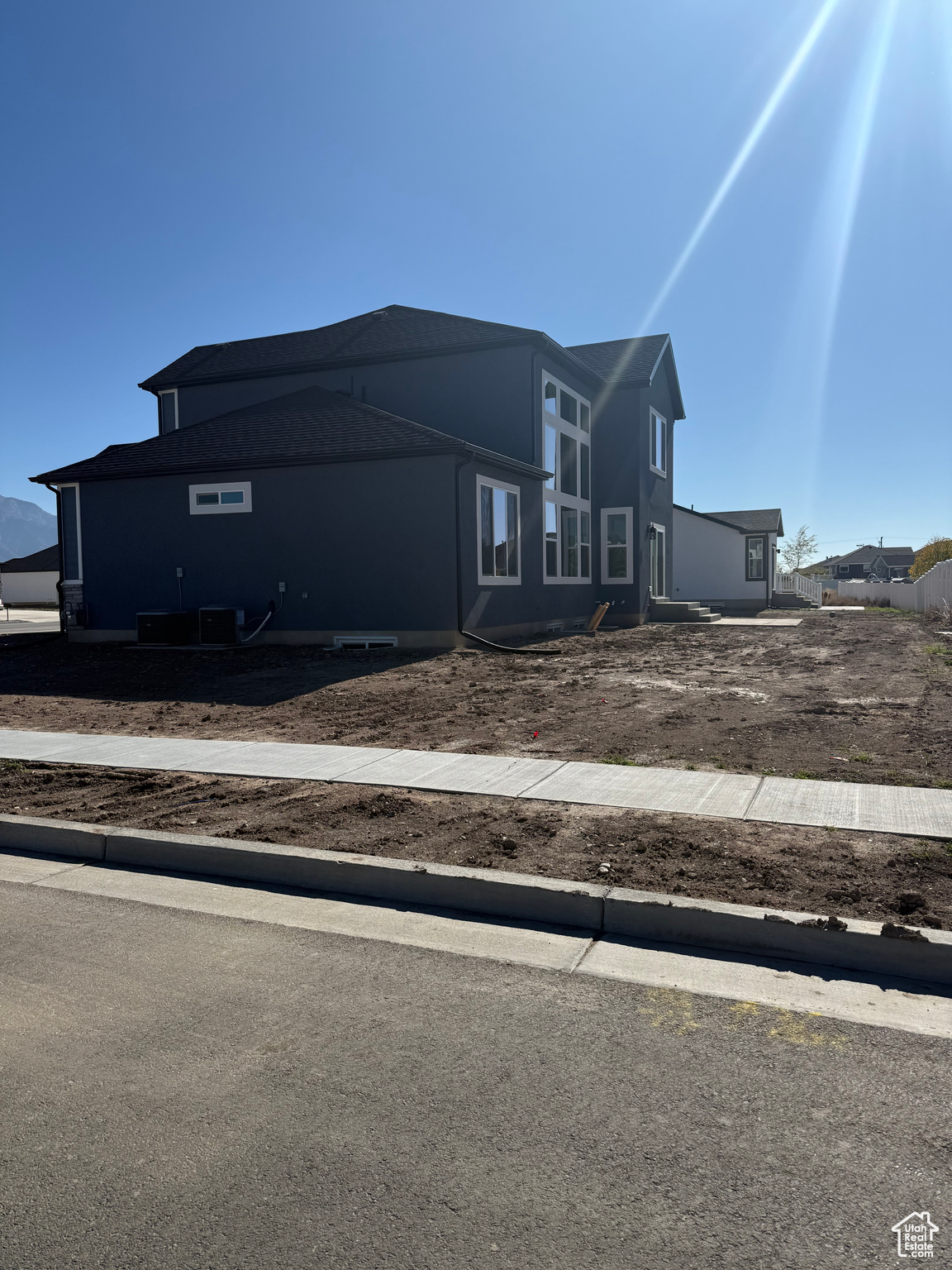 RIVERS EDGE - Residential