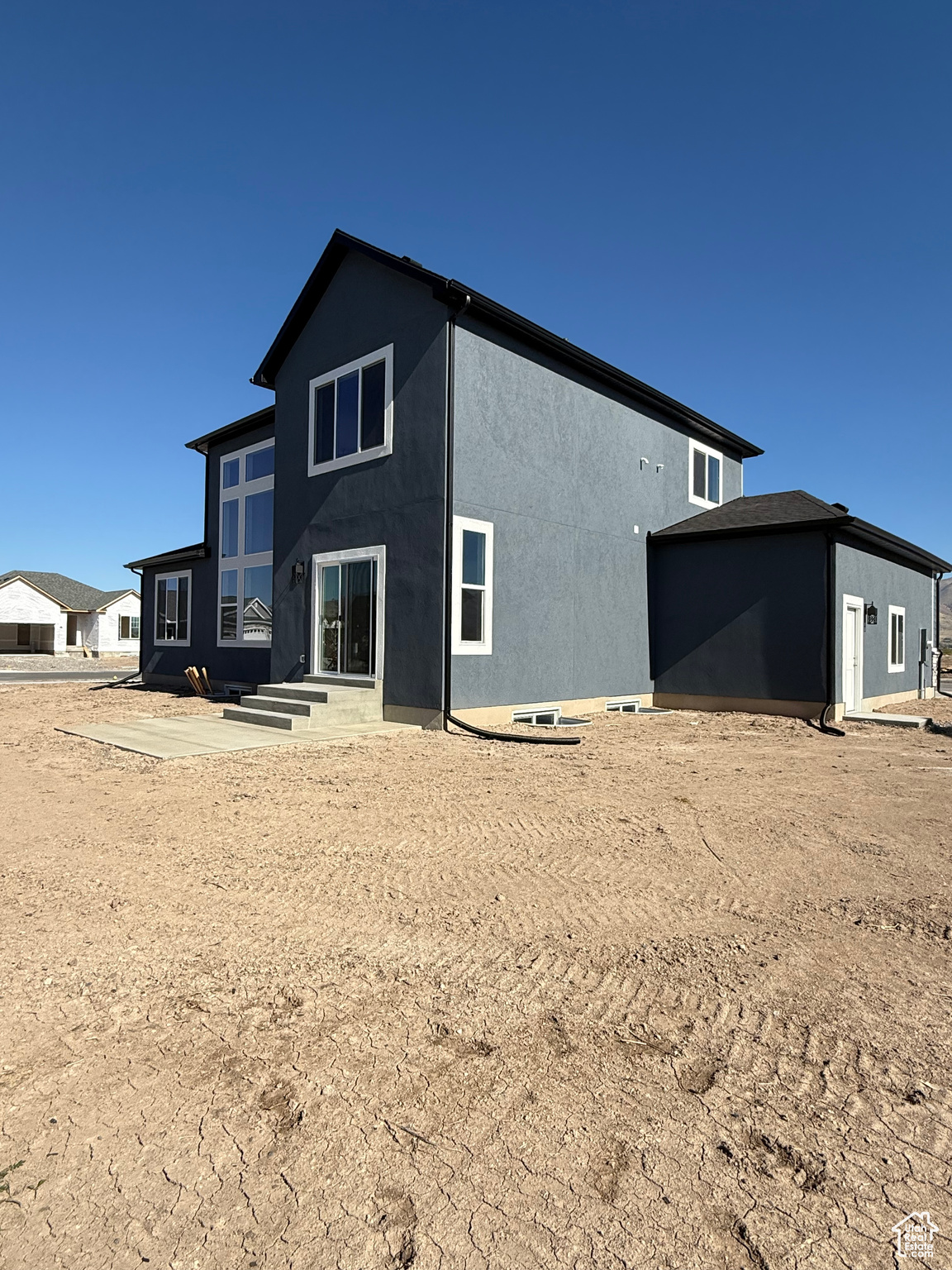 RIVERS EDGE - Residential