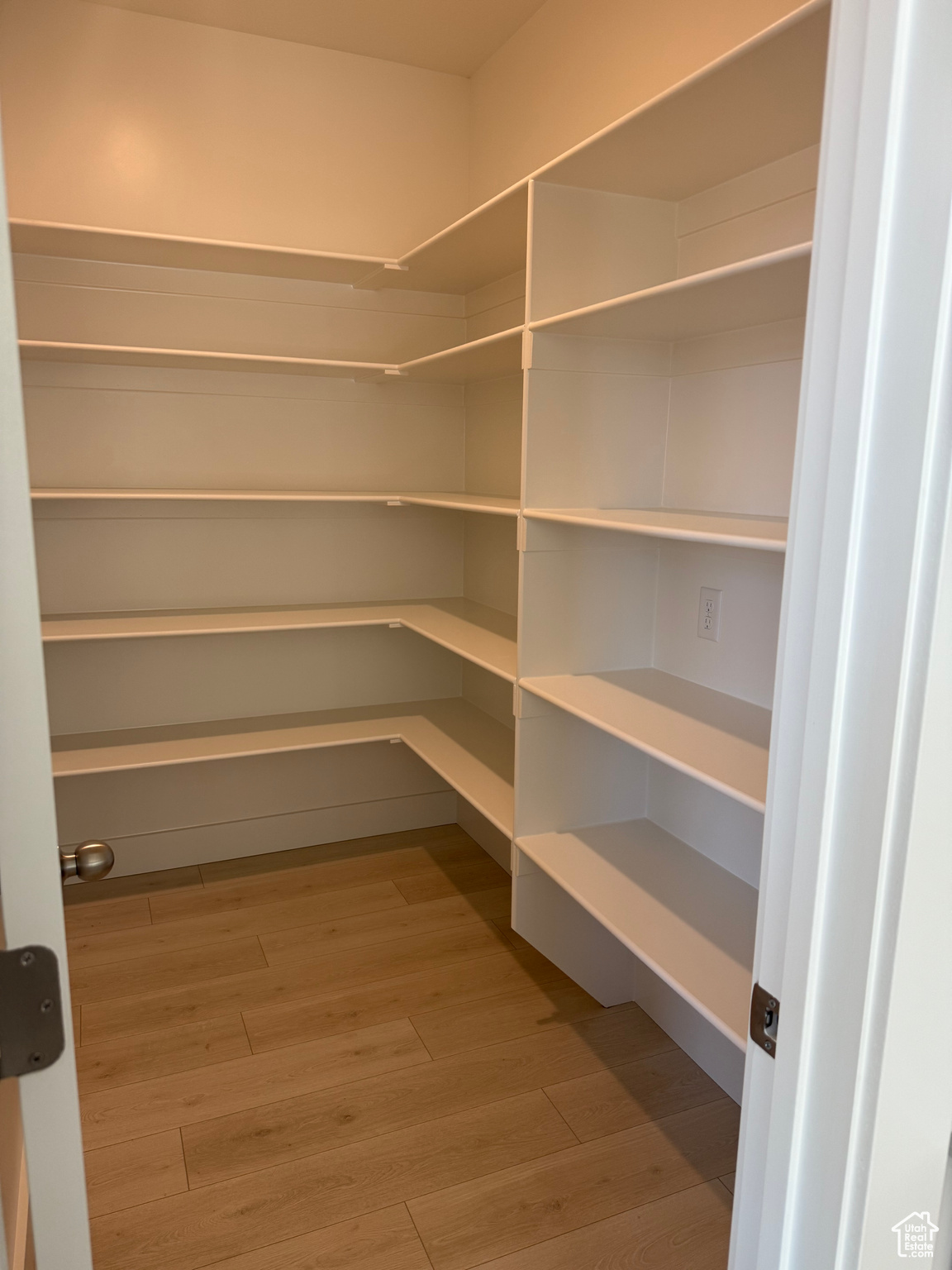 RIVERS EDGE - Residential