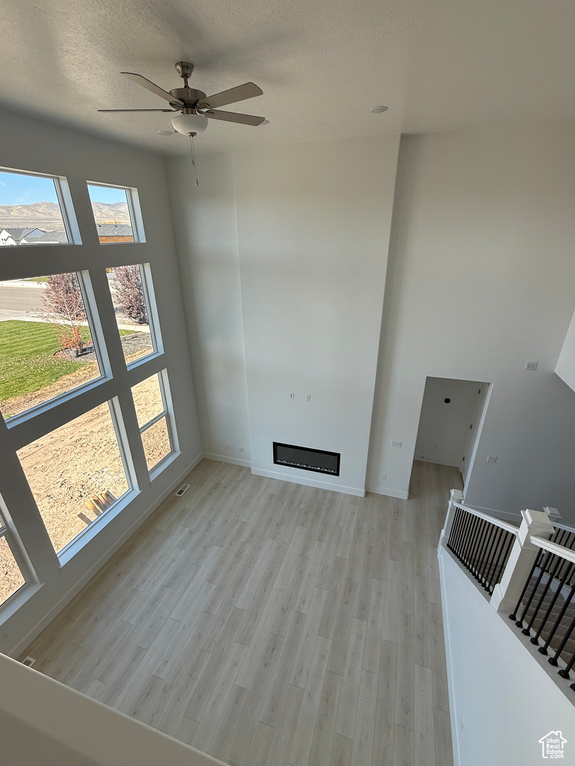 RIVERS EDGE - Residential