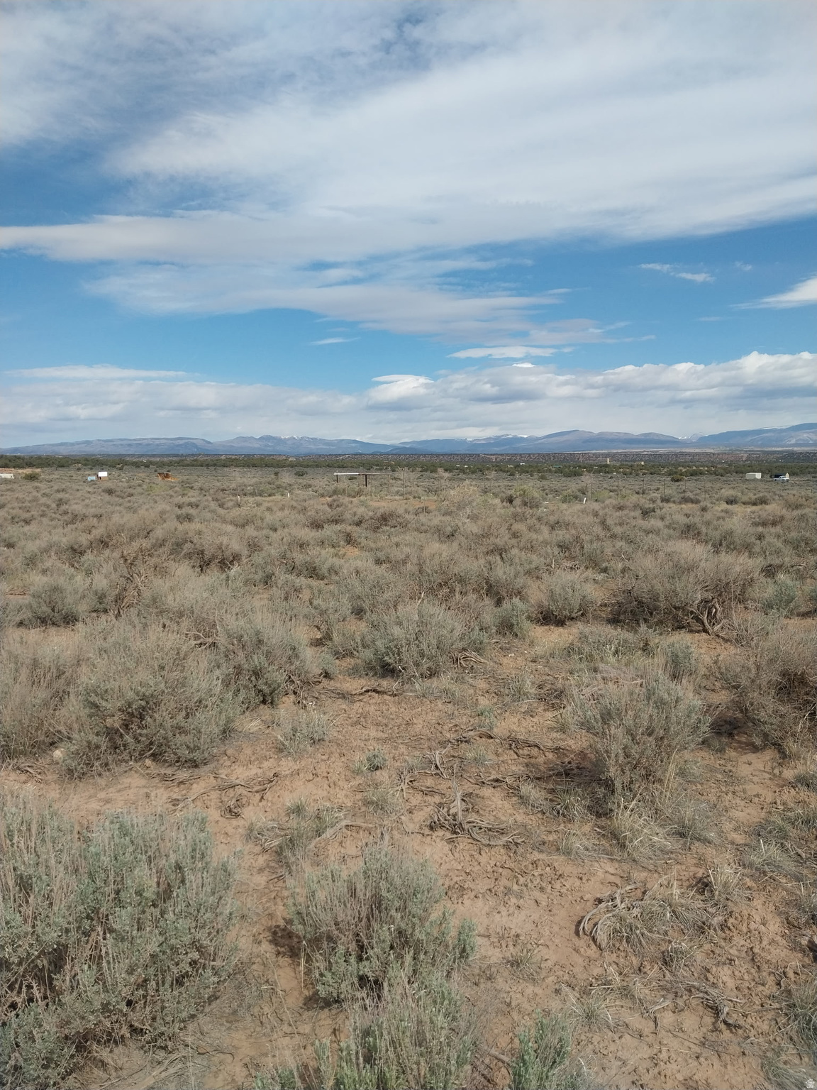 SUNDANCE WEST - Land