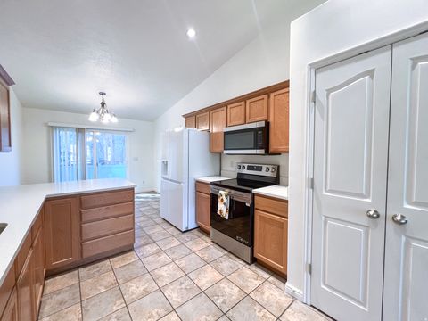 Tiny photo for 527 W 1450 N, Orem, UT 84057 (MLS # 2146063)