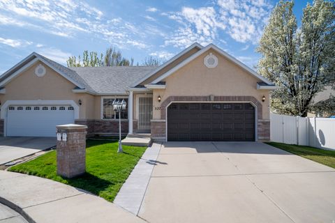 Photo of 527 W 1450 N, Orem, UT 84057 (MLS # 2146063)