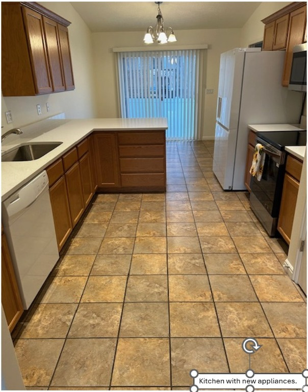 NORTH MEADOW - Residential Income