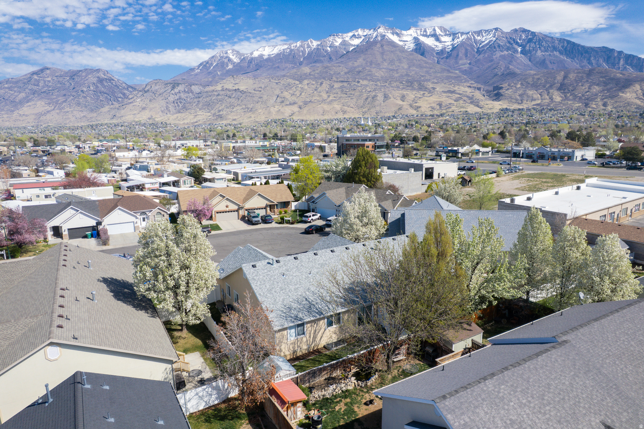 NORTH MEADOW - Residential Income