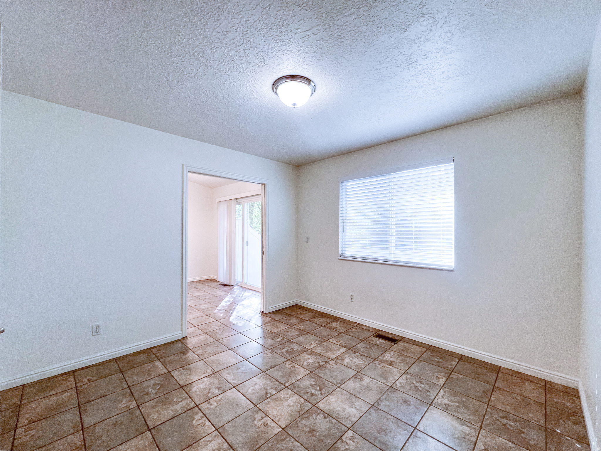 NORTH MEADOW - Residential Income