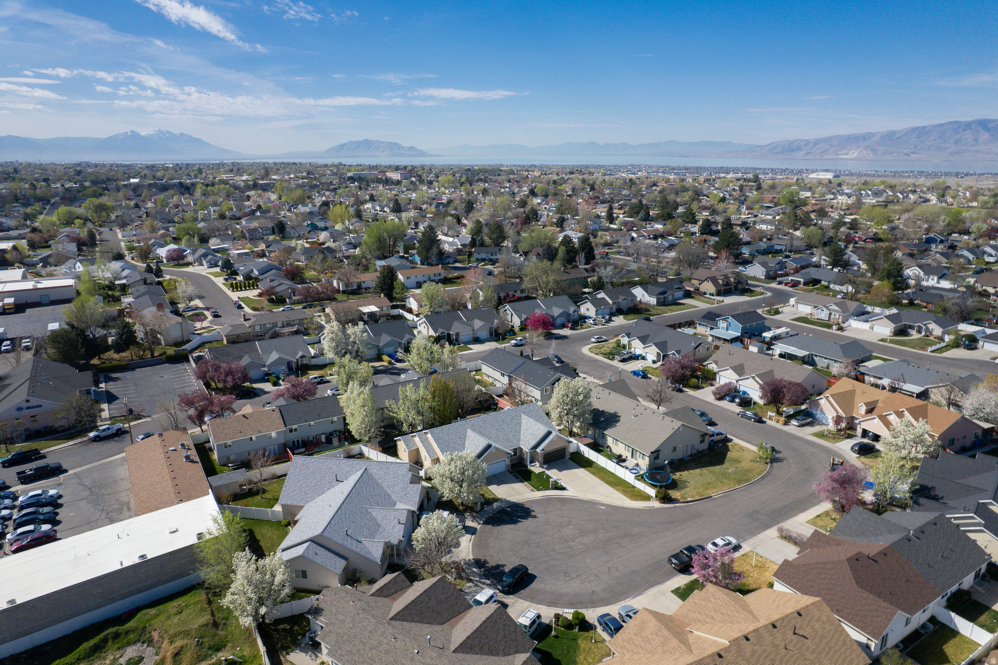 NORTH MEADOW - Residential Income