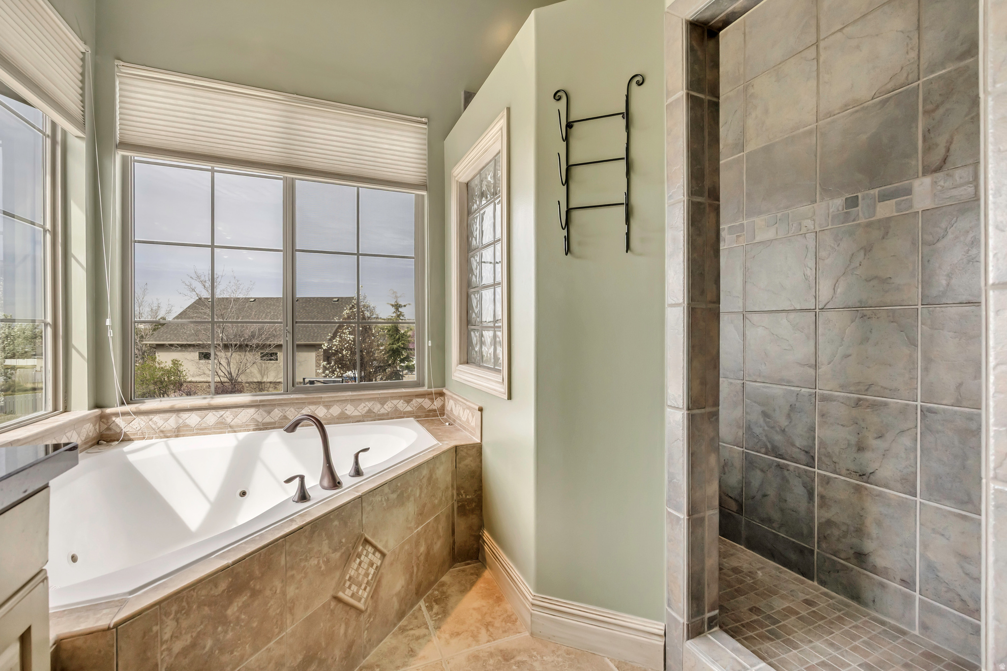 CANYON RIDGE AT AKAGI FARM - Residential