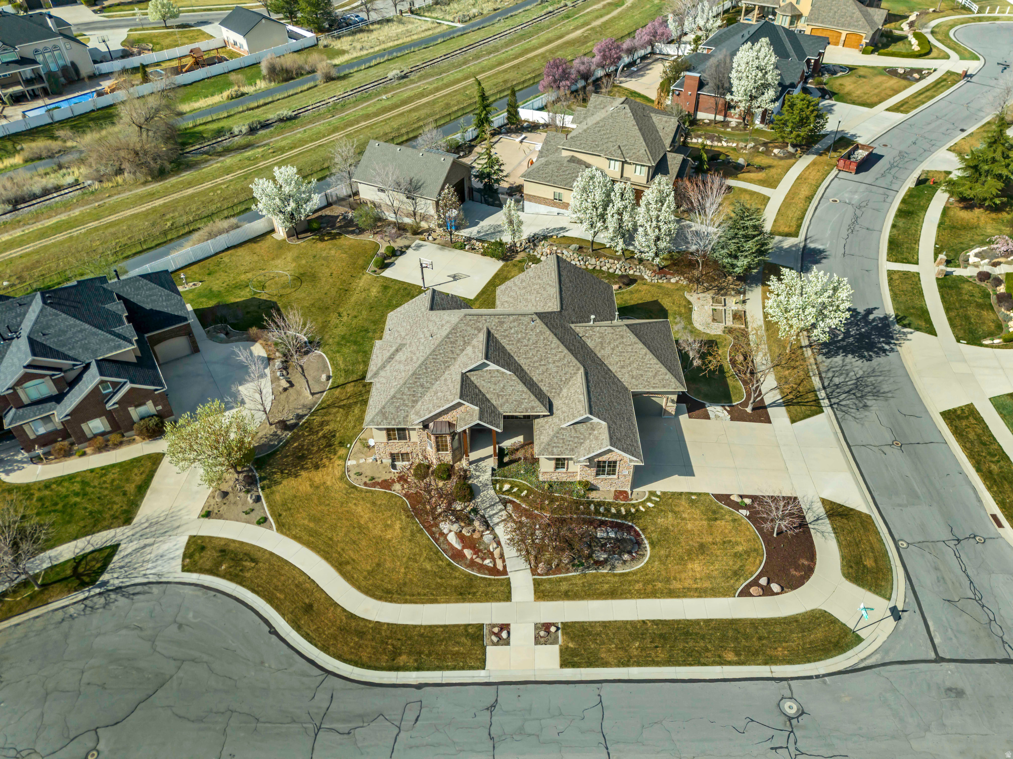 CANYON RIDGE AT AKAGI FARM - Residential