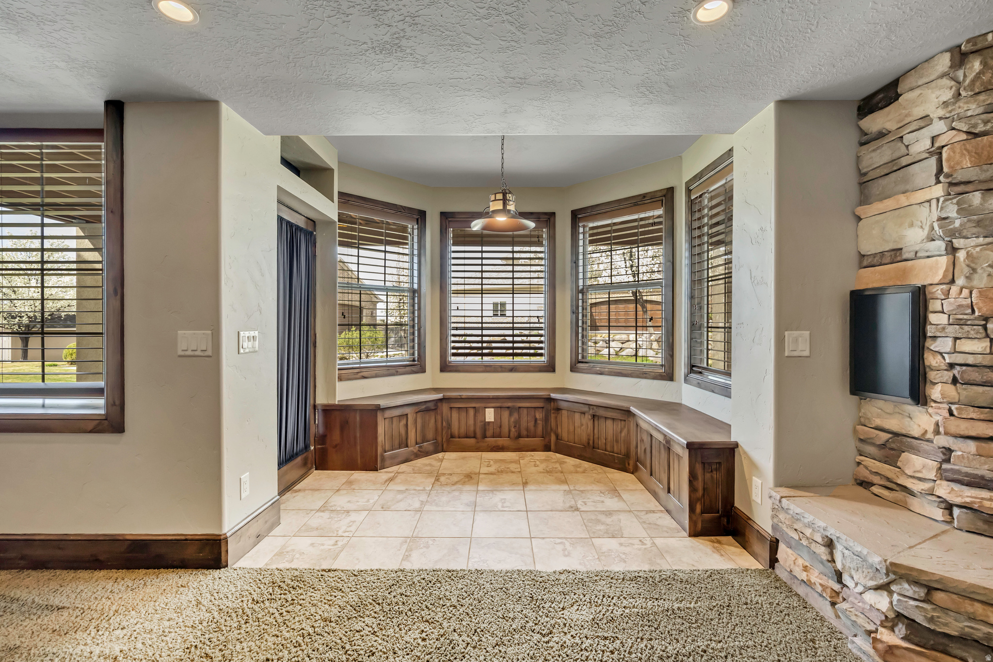 CANYON RIDGE AT AKAGI FARM - Residential