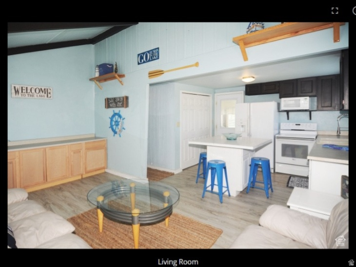 CAPTAINS COVE B - Residential