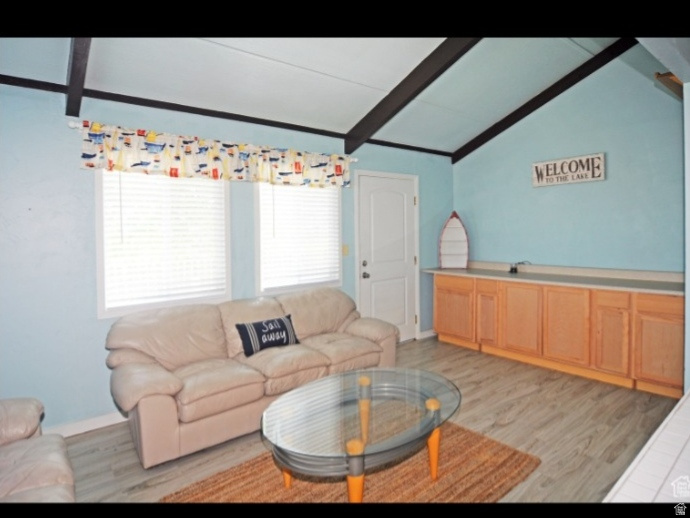 CAPTAINS COVE B - Residential