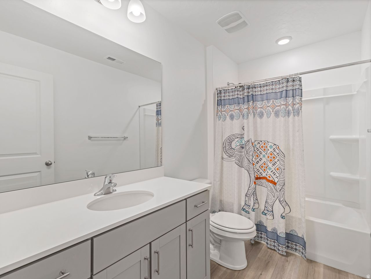 LITTLE VALLEY GATEWAY - Residential