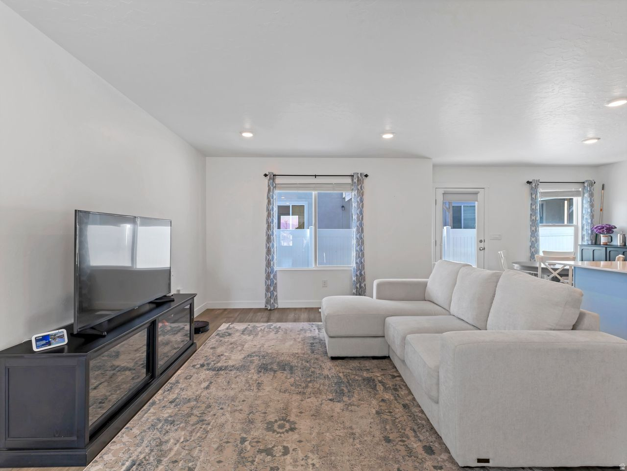 LITTLE VALLEY GATEWAY - Residential