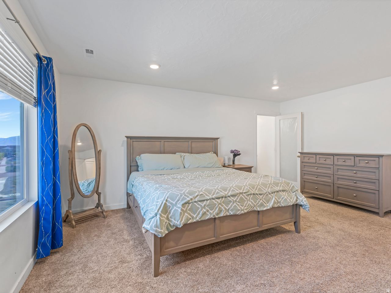 LITTLE VALLEY GATEWAY - Residential