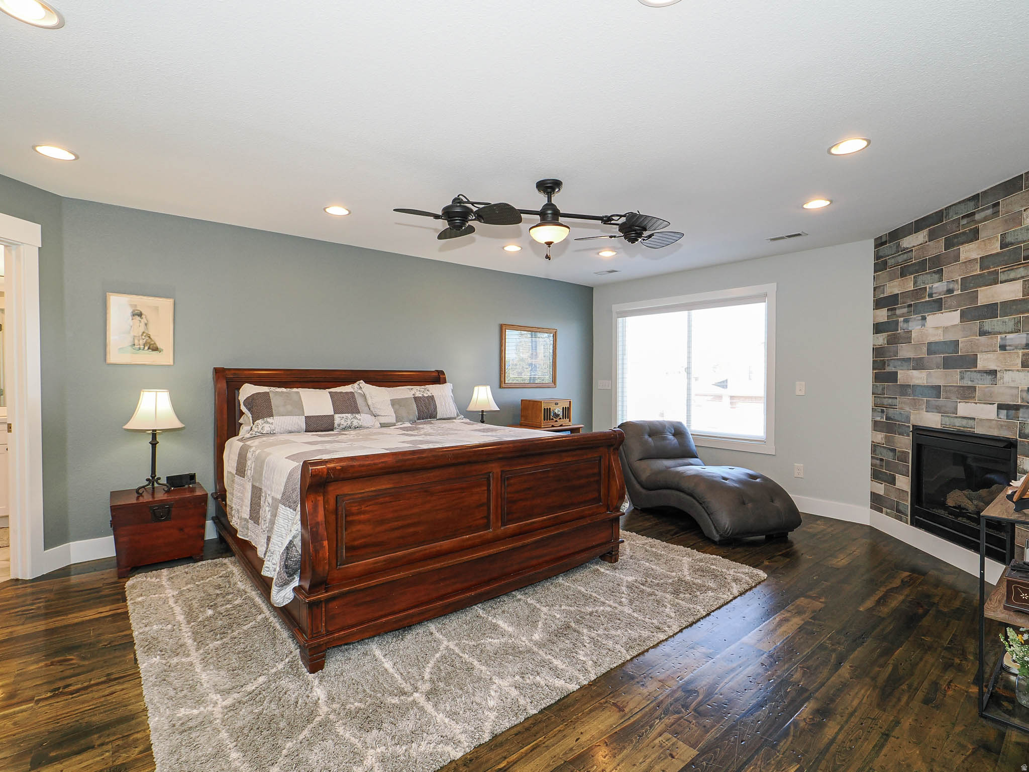 HAMILTON FARMS - Residential