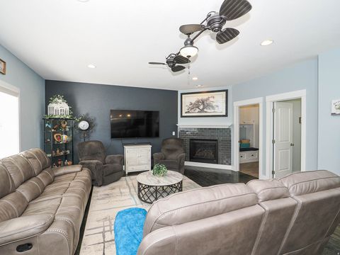 Tiny photo for 7093 W KLORISSA PL, Herriman, UT 84096 (MLS # 2148759)