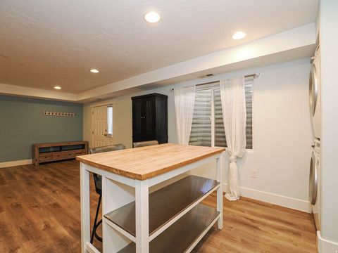 Tiny photo for 7093 W KLORISSA PL, Herriman, UT 84096 (MLS # 2148759)