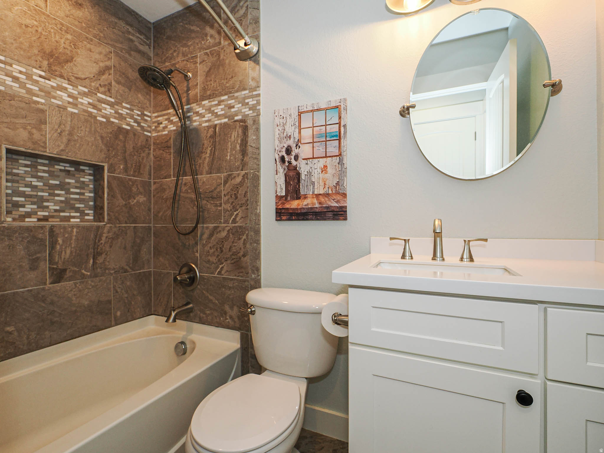 HAMILTON FARMS - Residential