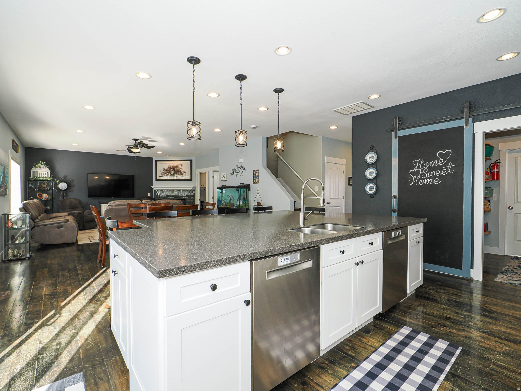 HAMILTON FARMS - Residential