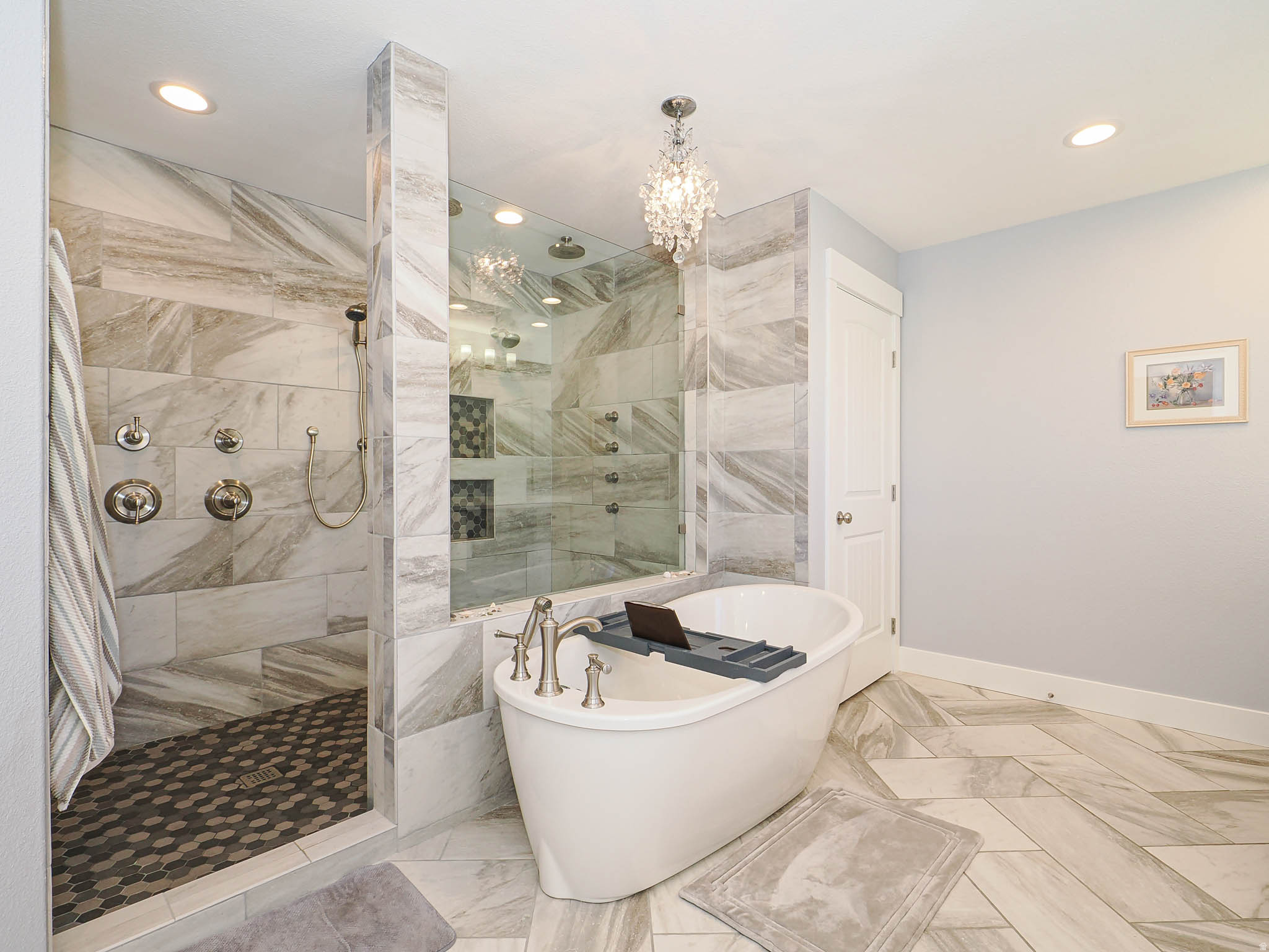 HAMILTON FARMS - Residential