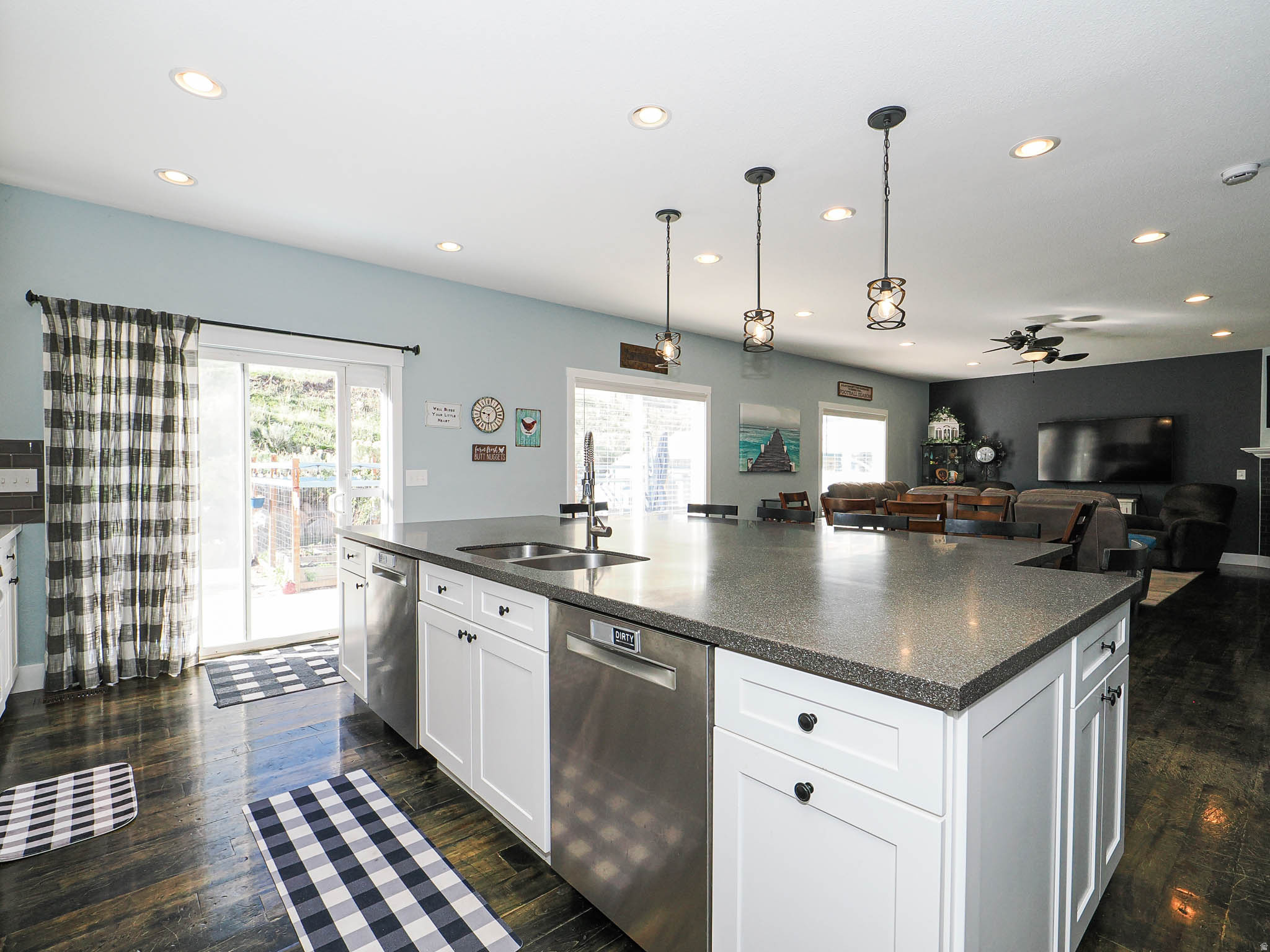 HAMILTON FARMS - Residential