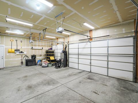 Tiny photo for 7093 W KLORISSA PL, Herriman, UT 84096 (MLS # 2148759)