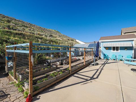 Tiny photo for 7093 W KLORISSA PL, Herriman, UT 84096 (MLS # 2148759)