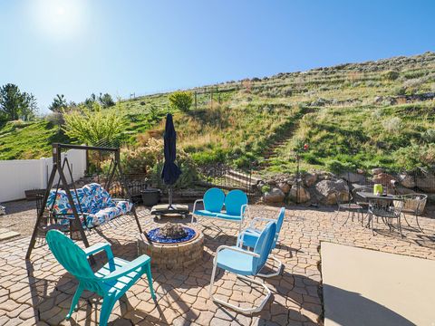 Tiny photo for 7093 W KLORISSA PL, Herriman, UT 84096 (MLS # 2148759)