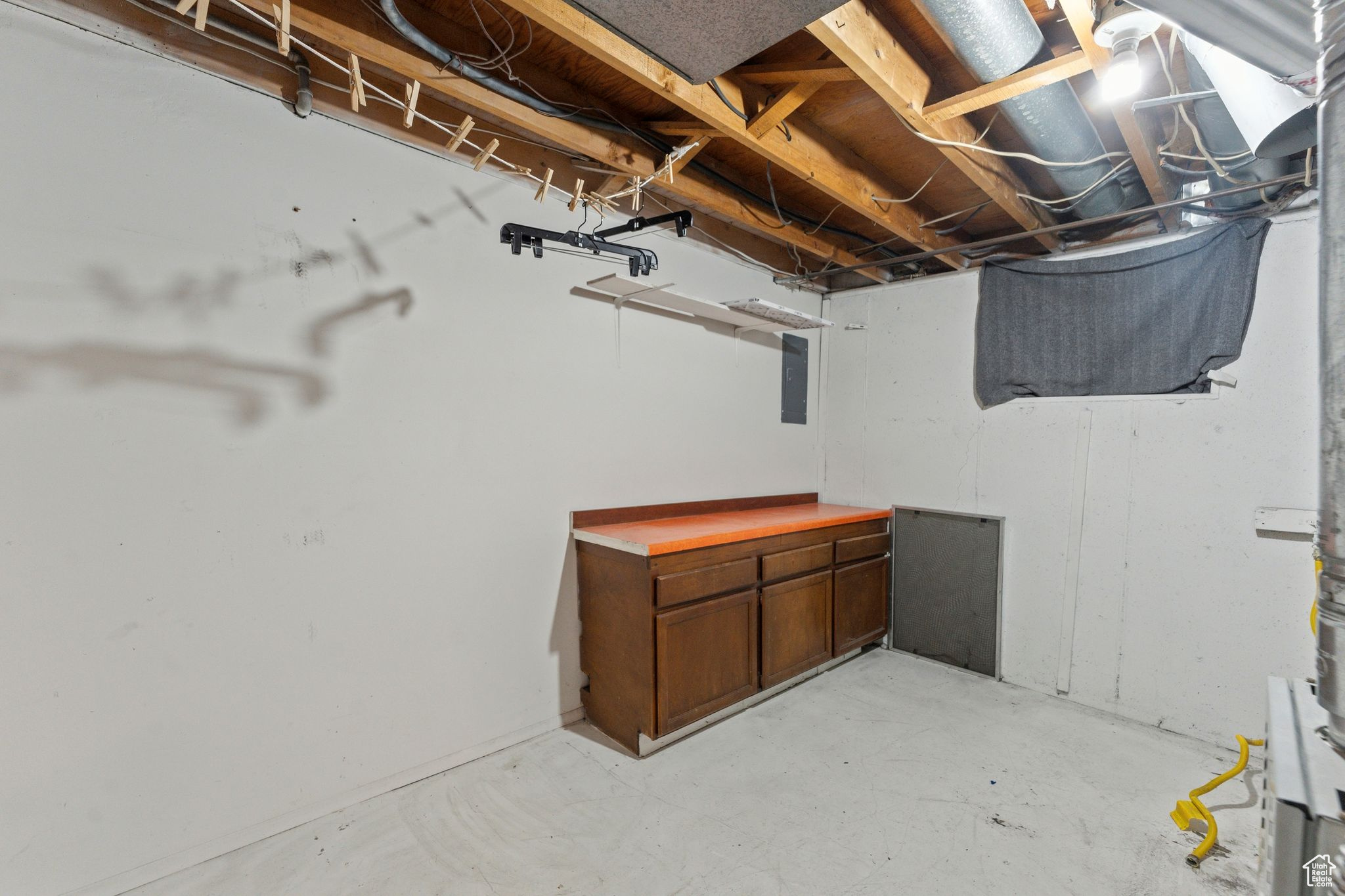 Midvale, Utah 84047, United States, 6 Bedrooms Bedrooms, ,3 BathroomsBathrooms,Residential,Pending,108538