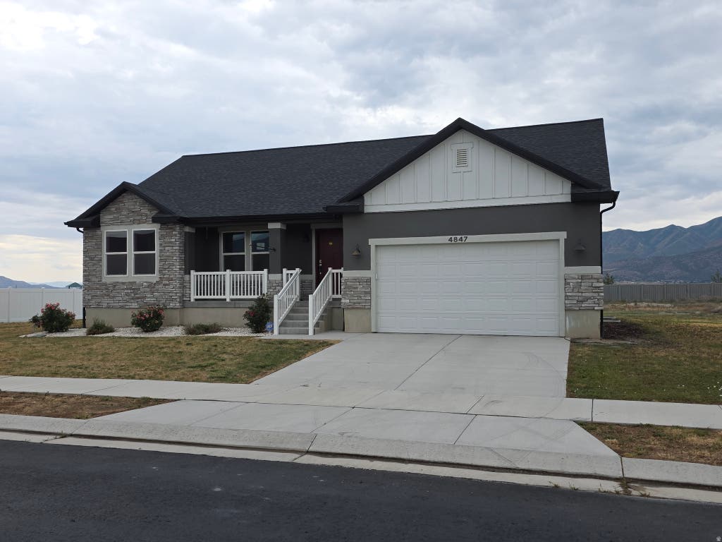 Photo of 4847 N CANAAN PEAK DR #1410, Eagle Mountain, UT 84005 (MLS # 2181072)