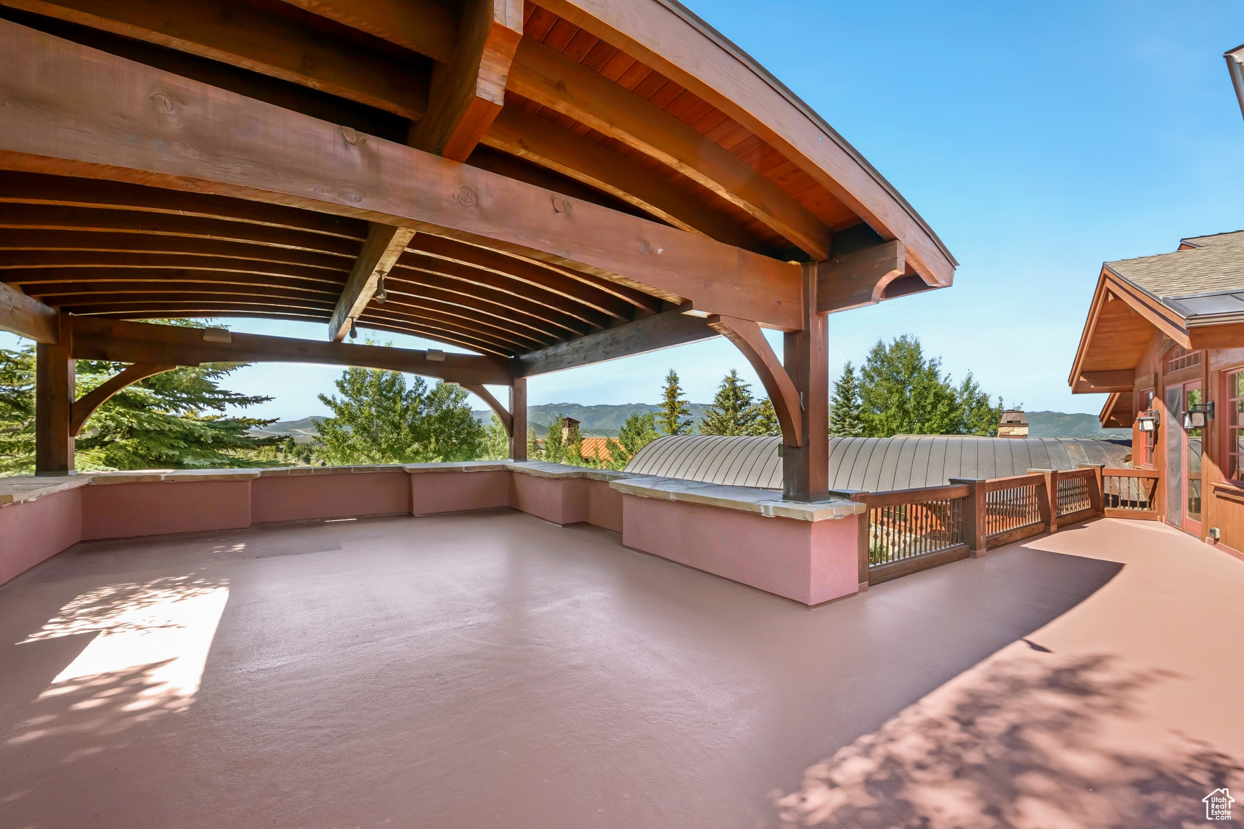 WEST HILLS - Residential