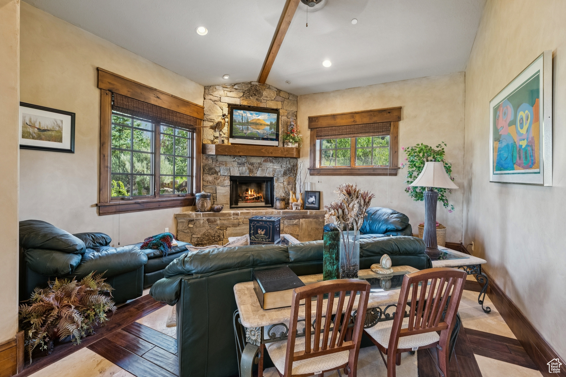 WEST HILLS - Residential