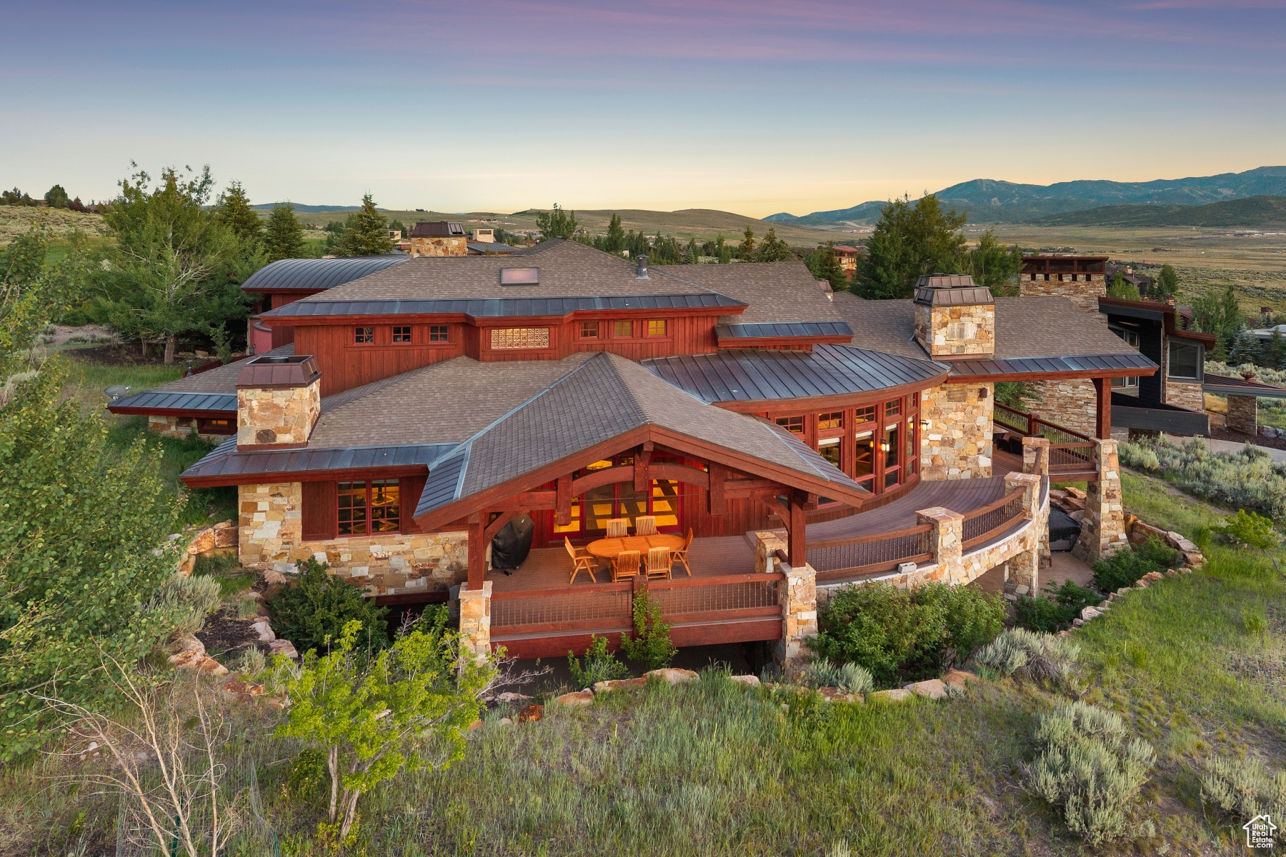 WEST HILLS - Residential