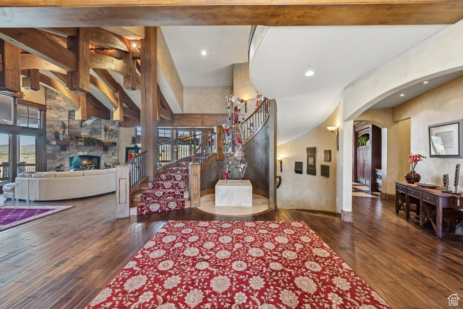 WEST HILLS - Residential