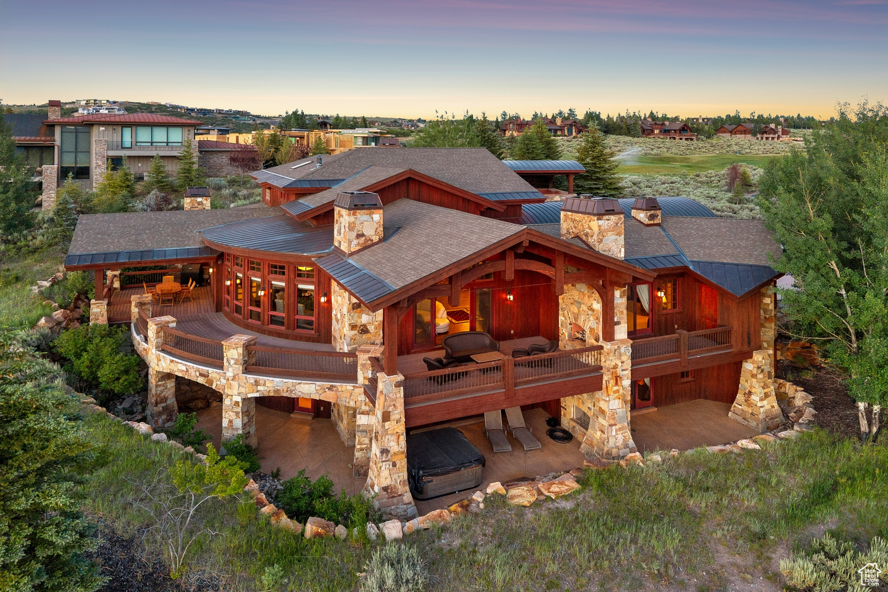 WEST HILLS - Residential