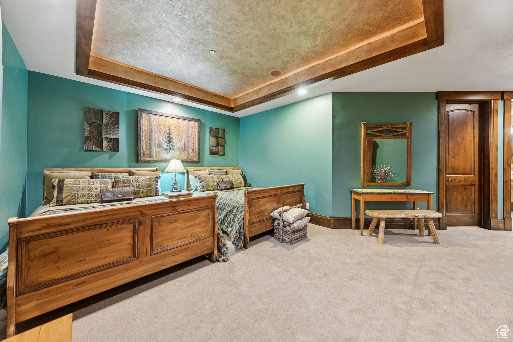 WEST HILLS - Residential