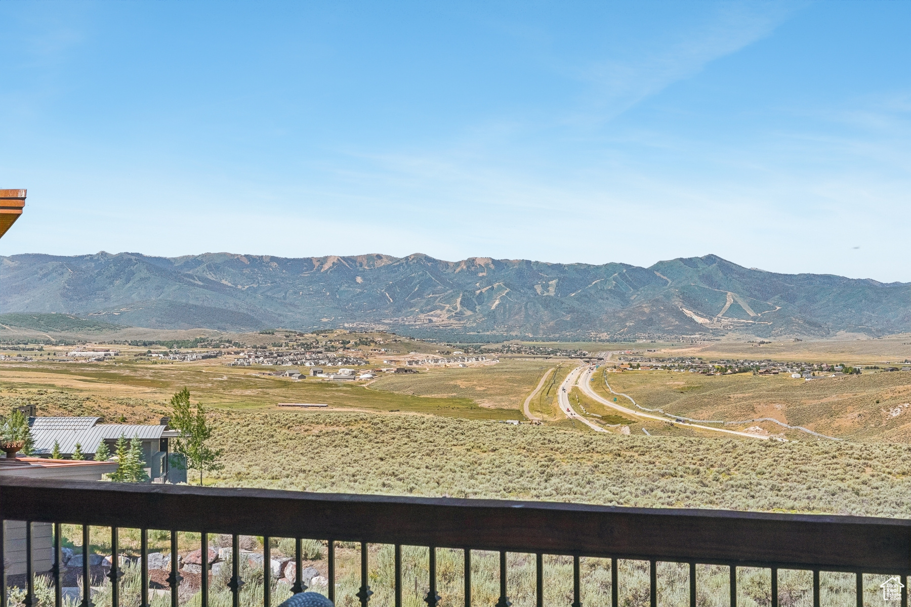 WEST HILLS - Residential