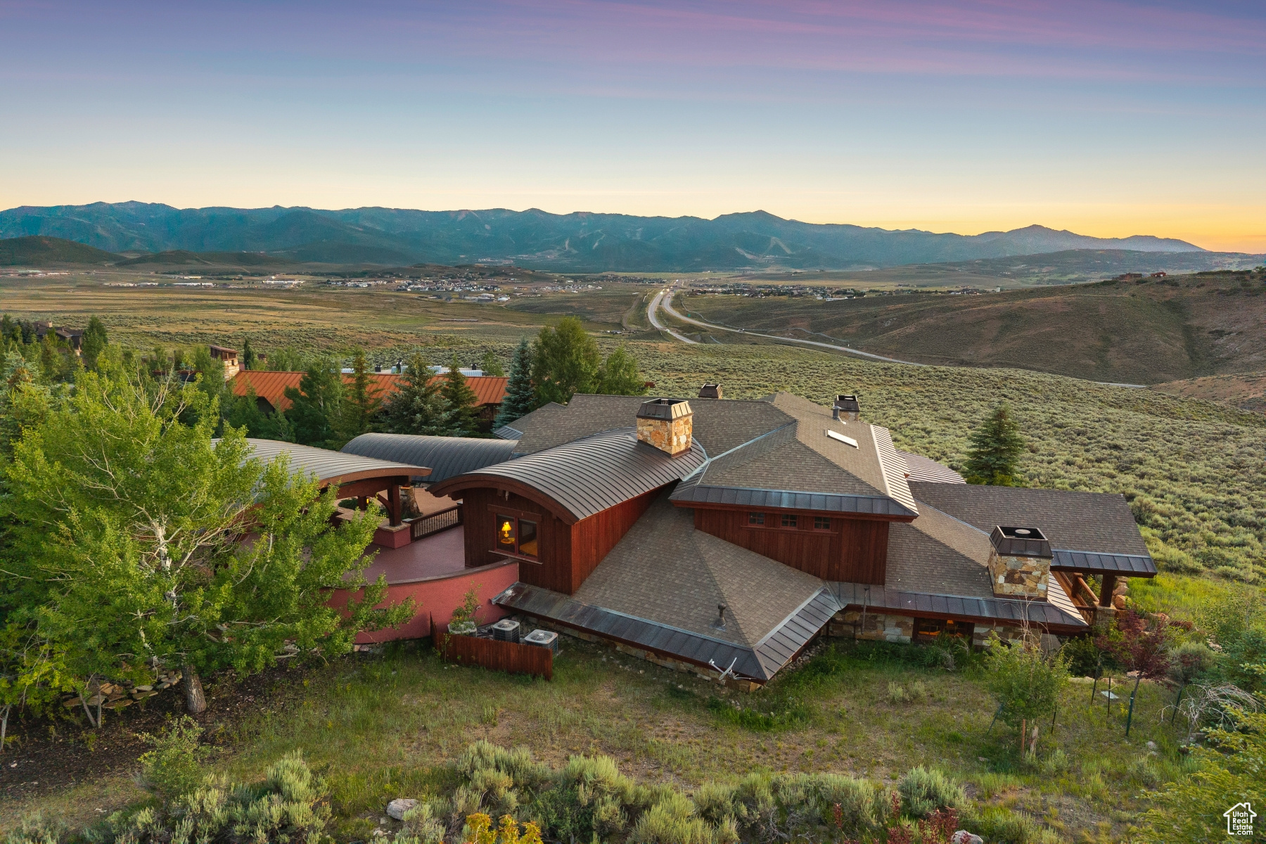 WEST HILLS - Residential