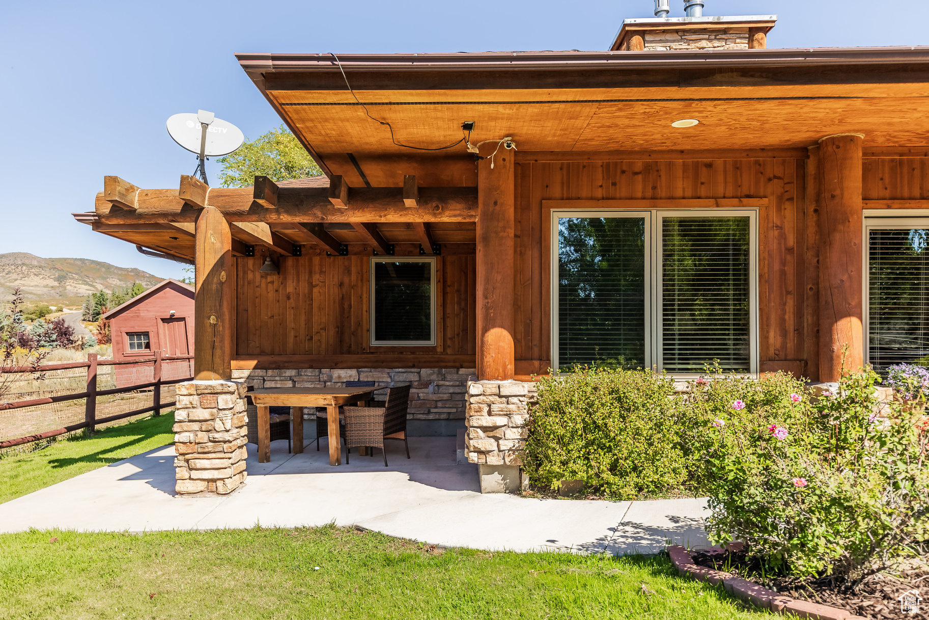 LAKE CREEK ESTATES - Residential