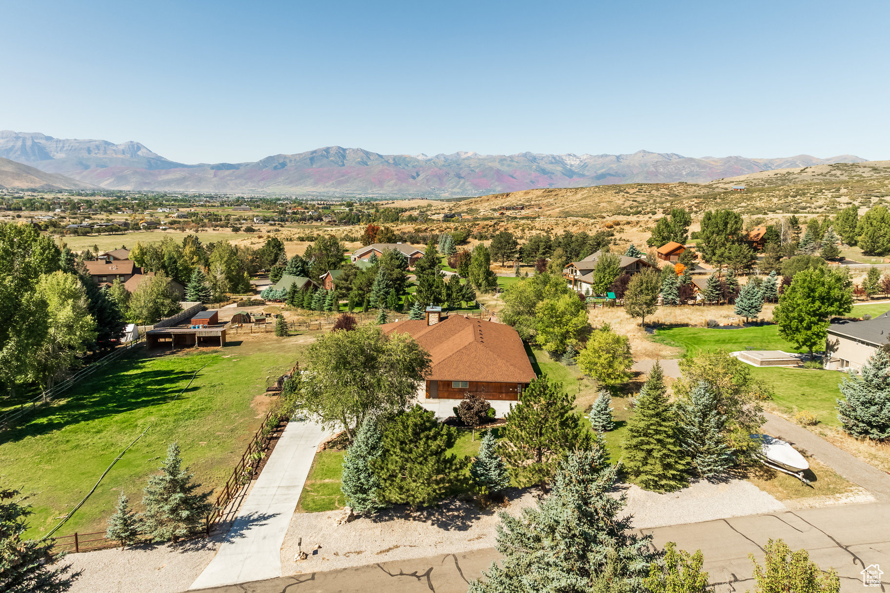 LAKE CREEK ESTATES - Residential