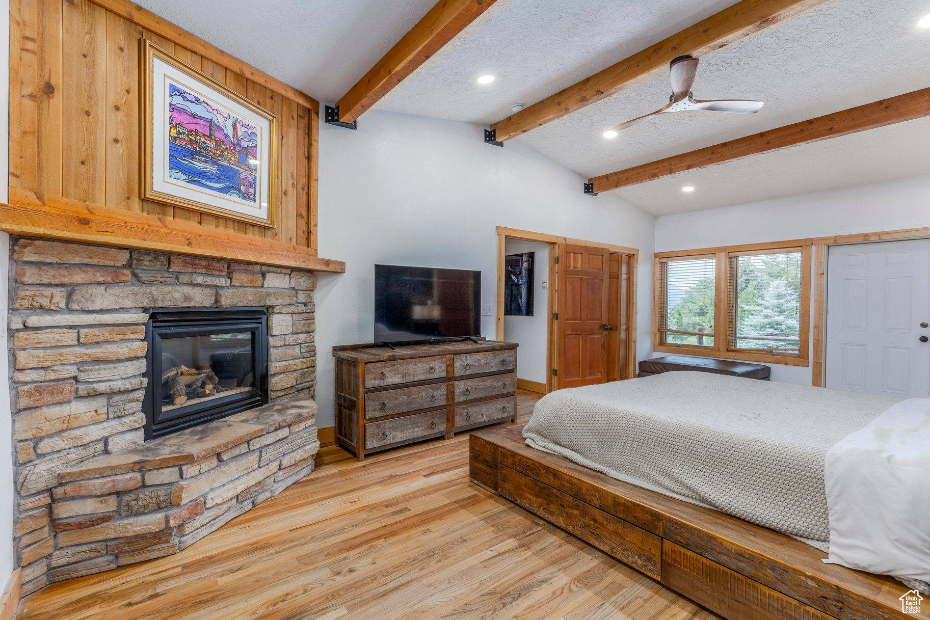 LAKE CREEK ESTATES - Residential