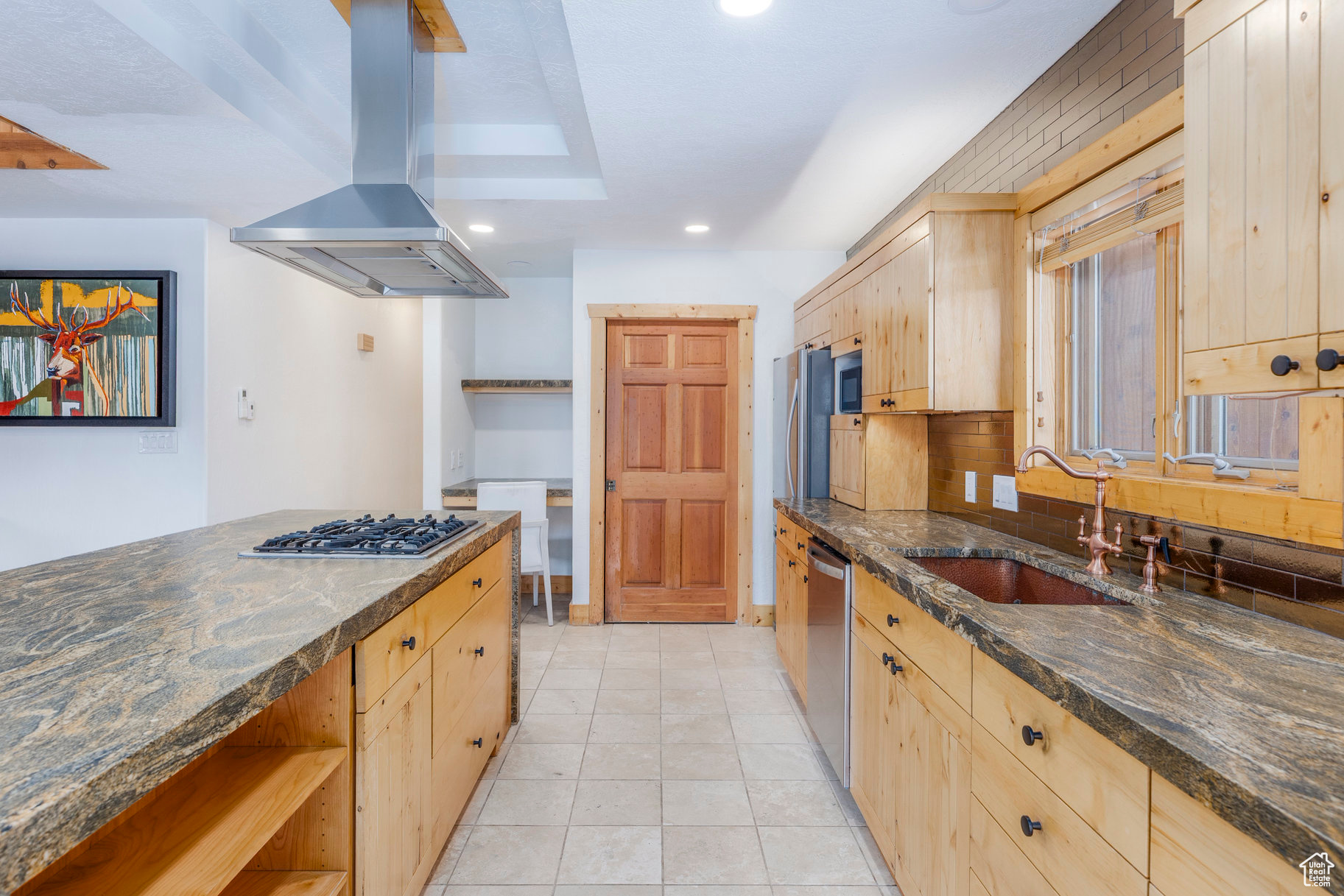 LAKE CREEK ESTATES - Residential