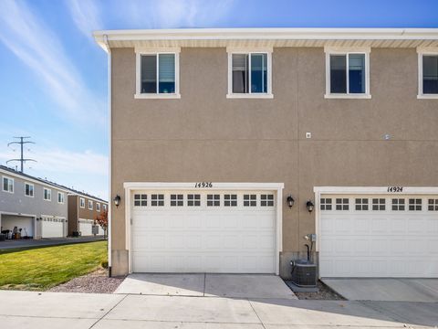 Tiny photo for 14926 S THUNDER HORSE DR W, Bluffdale, UT 84065 (MLS # 2132092)
