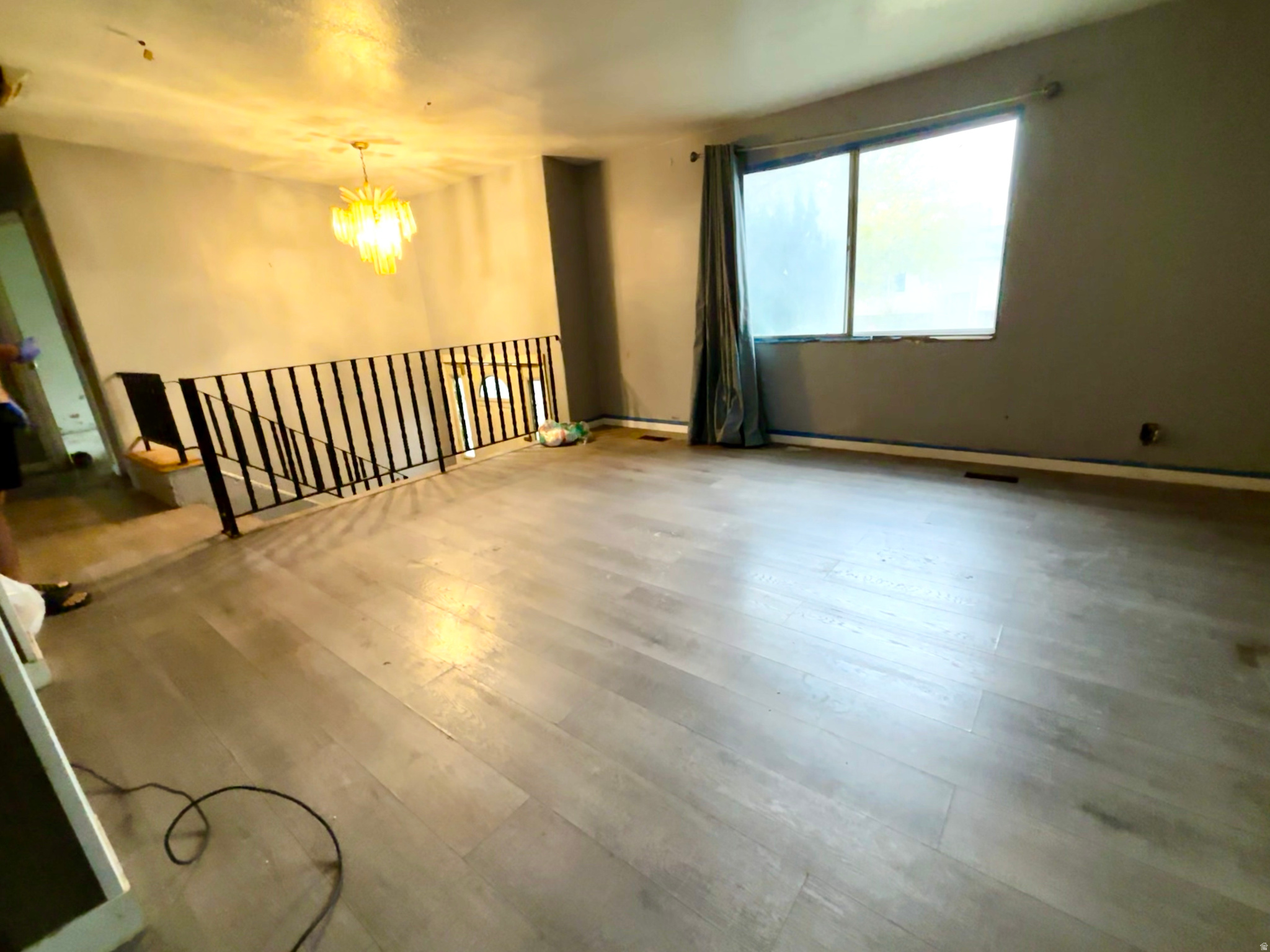 WESTVIEW #7 - Residential