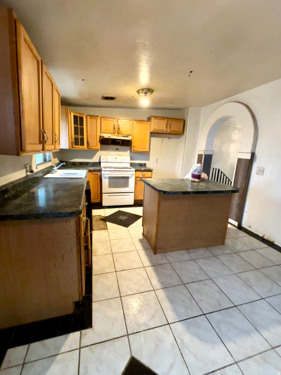 WESTVIEW #7 - Residential