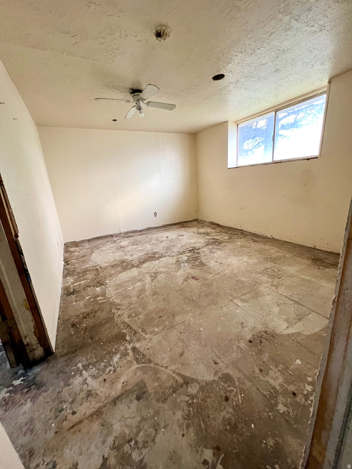 WESTVIEW #7 - Residential