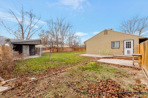 Tiny photo for 220 N 500 E, Salem, UT 84653 (MLS # 2128063)