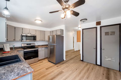 Tiny photo for 220 N 500 E, Salem, UT 84653 (MLS # 2128063)